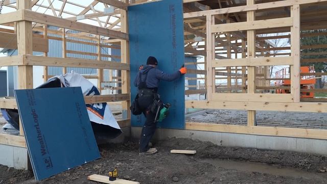 Full Post Frame Home Build (Build a House for Less $$$) смотреть онлайн