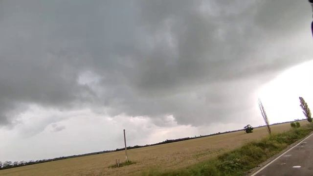 Гроза і чорні хмари на Херсонщині жах!!!! смотреть онлайн