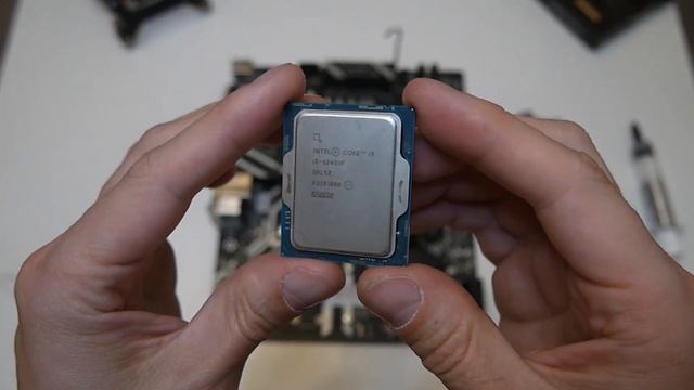 Тест и обзор материнской платы Huananzhi B660-D4. смотреть онлайн