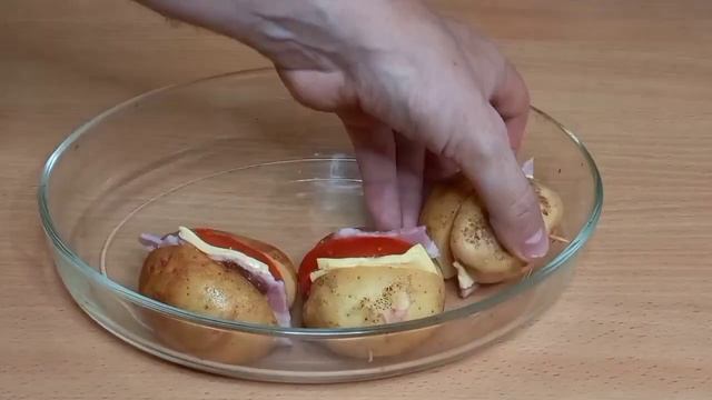 Вкусный Рецепт Картофеля/Картофель Запечённый в духовке с Сыром и.... смотреть онлайн