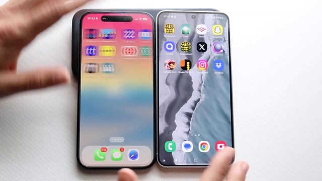 Samsung Galaxy S24 Vs iPhone 15 Pro Speed Comparison смотреть онлайн
