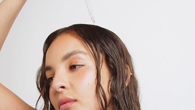 Scalp Care Treatment For Dry, Itchy Scalps | Umberto Giannini