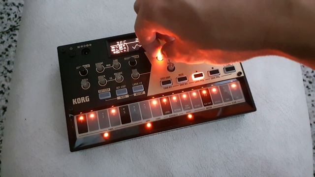 Volca Drum Live Randomization Programming смотреть онлайн