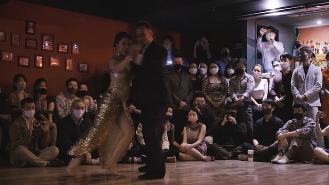 [ Tango ] 2022.11.05 Maximiliano Cristiani & Eva Youns - Show.No.1 смотреть онлайн