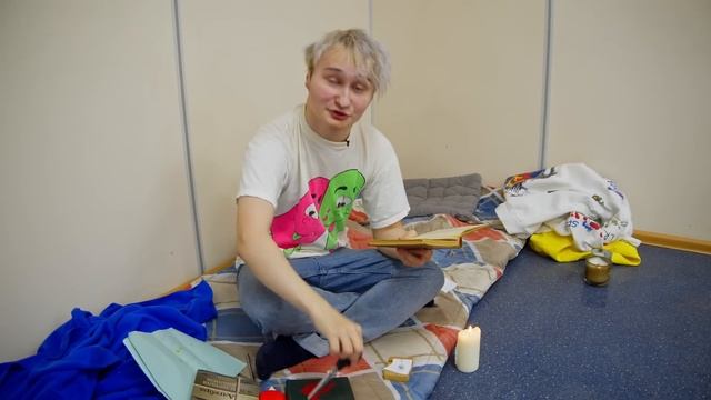 БОГАТЫЙ vs БЕДНЫЙ СТУДЕНТ ! Снова СТУДЕНТ ЧЕЛЛЕНДЖ 24 Часа с Аленой Шиповской Рививи смотреть онлайн