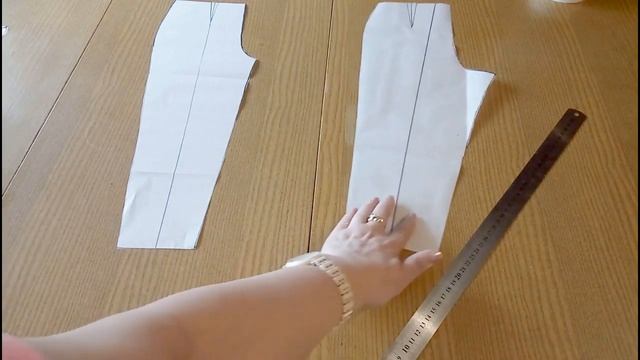 ЖЕНСКИЕ БРЮКИ "БАНАНЫ".КАК ПОКРОИТЬ! WOMEN'S BANANA STYLE PANTS, HOW TO CUT TUTORIAL. смотреть онлайн