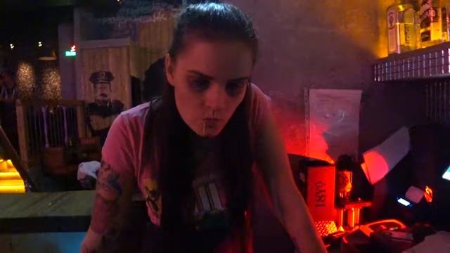 Цвет настроения синий Dirty Dance Bar смотреть онлайн