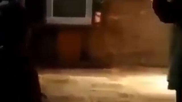 Зовут деда мороза #shorts смотреть онлайн