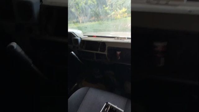hoy cumplo 14 meses de restauración, Jeep Toyota Land Cruiser bj70.(85) смотреть онлайн