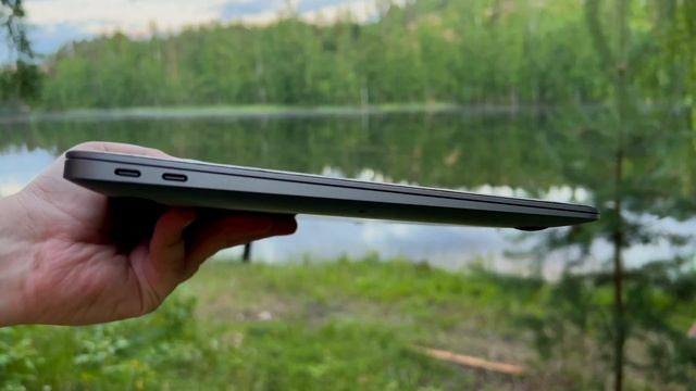 WHY YOU SHOULD Buy the MacBook Air M1 in 2022! смотреть онлайн