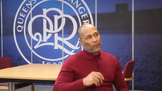 Les Ferdinand on QPR not signing a striker + training ground update смотреть онлайн
