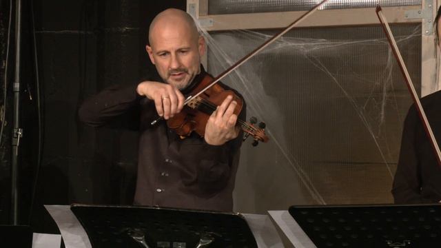 Eastern Rhapsody (Peter Lehel) - FineFones Saxophone Quartet & Amalien-Quartett смотреть онлайн