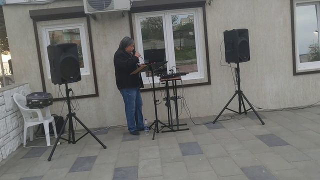 Вечерняя прогулка по Набережной и песни у кафе" Бережок" в исполнении одессита... смотреть онлайн