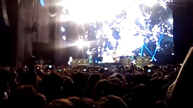 Black Sabbath En Chile 2016 - Into The Void (parte)