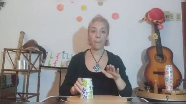 Samba lele + percusión con vasos смотреть онлайн