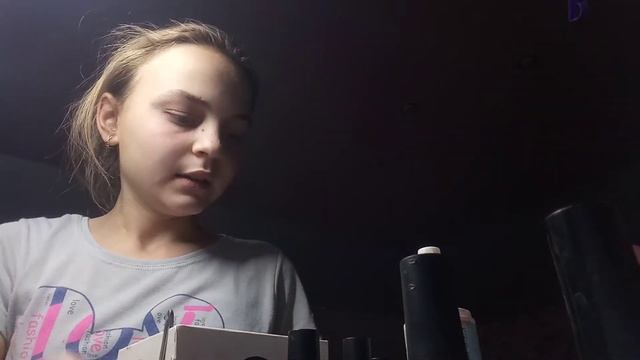 У меня есть всё для маникюра в 12 лет