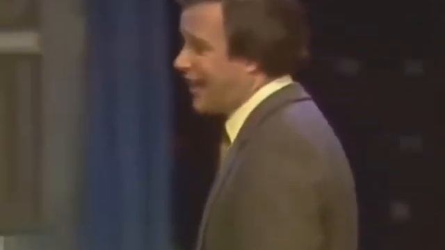 «Наше танго», музыка Якова Дубравина, стихи Виктора Гина, поёт Виктор Кривонос смотреть онлайн