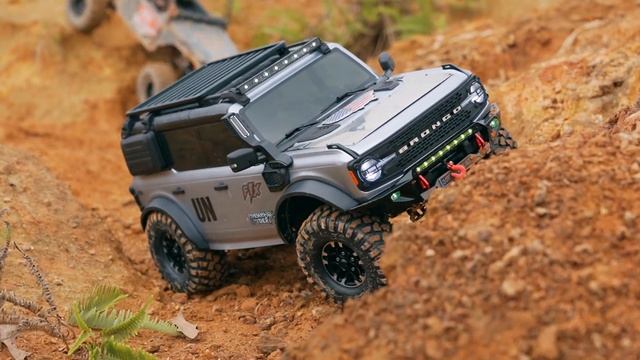 Rc Crawler Traxxas TRX-4 - 2021 Ford Bronco (Iconic Silver) Updated Accessories & Off-Road Rc Car смотреть онлайн