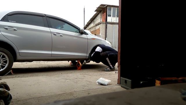 Zaz Forza ABS Sensor Replacing Timelapse :)