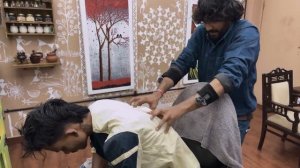 Мощный индийский массаж головы, рук и шеи.