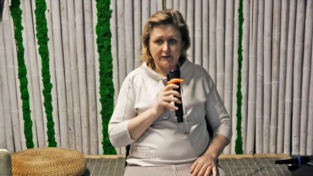 Вегмарт 2023 и Фрагмент Практикума с Юлией Сосипатровой - Как услышать себя смотреть онлайн