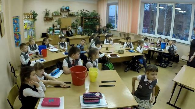 Объём. Литр. Урок в 1Г классе смотреть онлайн