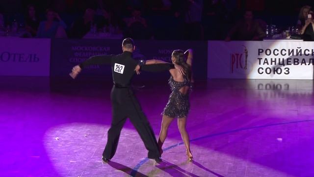 Валентин Воронов - Алина Имрекова, Final Presentation смотреть онлайн