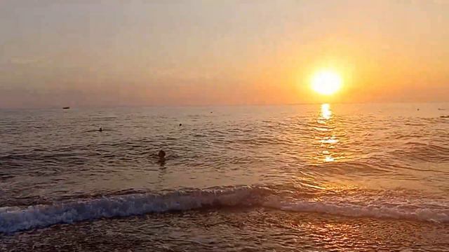 Vlog #33 Жизнь у моря. Пол года в Адлере. Вирус в Сочи, как переносится. Шум волн. Уход за кожей #ю смотреть онлайн