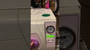 Если стерилизатор ГКа-25 завис на одном из этапов попробуй ...