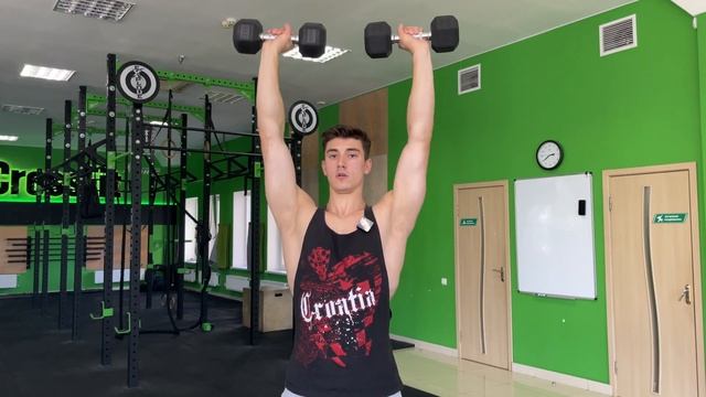 ЖИМ ГАНТЕЛЕЙ СТОЯ. Правильная техника. | Михаил Смалько смотреть онлайн