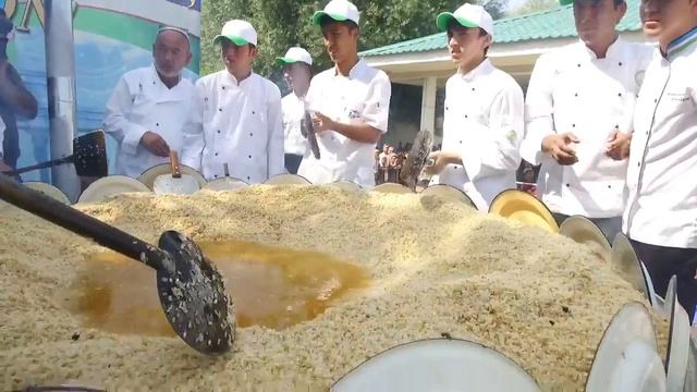 Мухамадали Хайитбоев 1994Маргилонлик энг еш ошпаз смотреть онлайн