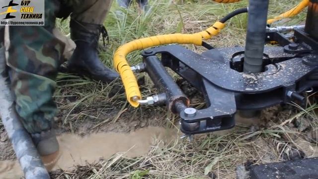 Обучение бурению клиентов из Смоленска на самоходной буровой установке SBU-80LS от БурСпецТехники