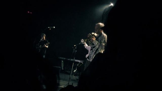 АУКЦЫОН – ПТИЦА / ЖДАТЬ смотреть онлайн