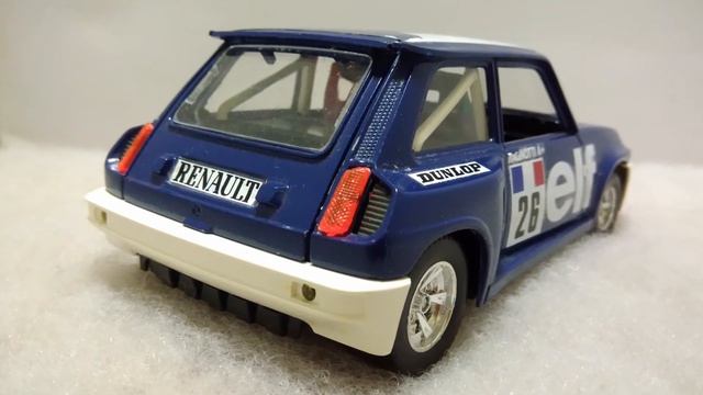 Renault 5 Turbo (1980) "Elf n°26" [Bburago made in Italy 1/24] смотреть онлайн