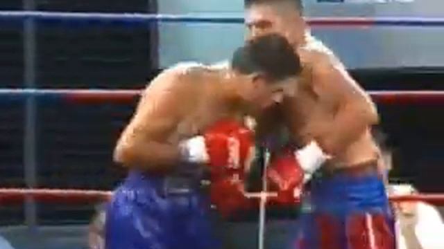 César René "El Distinto" Cuenca vs. Nazareno Gastón "El Lobo" Ruiz смотреть онлайн