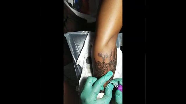 Hanya mask TATTOO TIMELAPSE black and grey смотреть онлайн