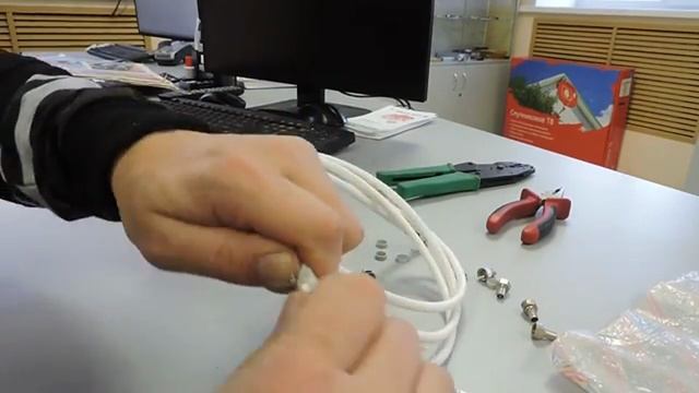 Винтажный F - Разъем ( коннектор ) смотреть онлайн