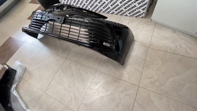 Передний оригинальный передний бампер CAMRY 70/2017-2021 смотреть онлайн