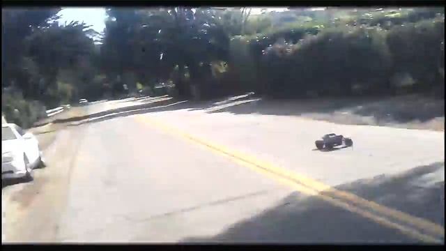 $4,000+ HPI Savage w/ Novarossi, popping wheelies and shifting through the gears смотреть онлайн