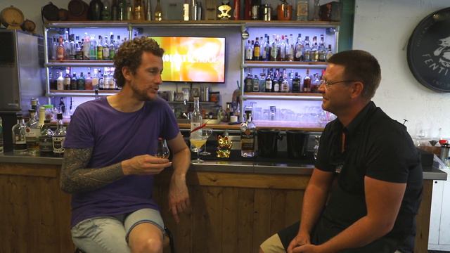 Myles Cunliffe - Copying cocktails, Opening a bar school and Tastings смотреть онлайн