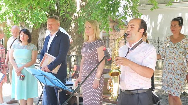 Саксофон Асана Халилова на презентации аудиогидов по Феодосии смотреть онлайн