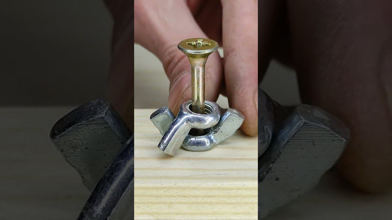 Обязательно запомни эту хитрость! Как можно легко закрепить цепь, чтобы она прокручивалась? #shorts смотреть онлайн