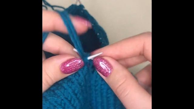 Свитер спицами для собак маленькой породы. Часть 2 смотреть онлайн