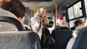 Бабушка и маршрутка😂 GAN13