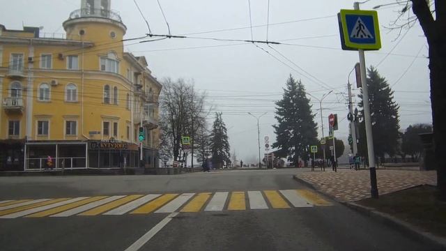 Второй день туман. Меняю маршрут и еду смотреть улицу Суворова и Ставропольскую.