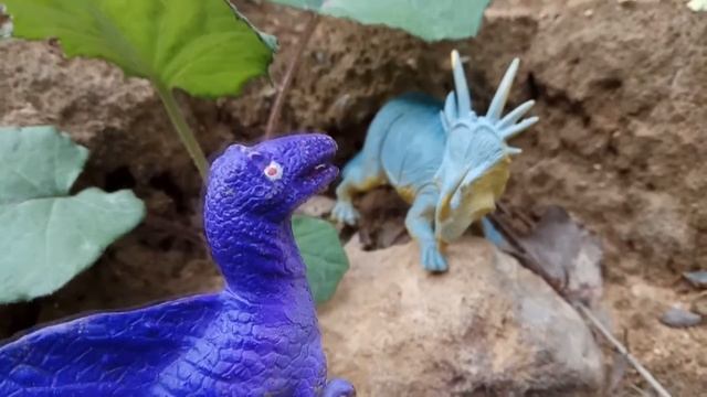 Шоу динозавров. Эпизод третий смотреть онлайн