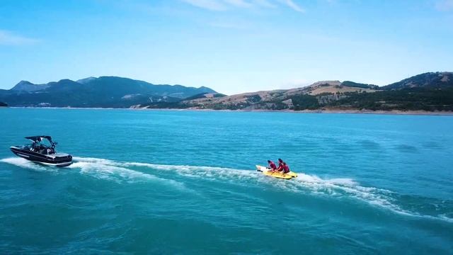 Spinera - Rocket 3 (3 Person Towable) смотреть онлайн