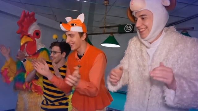 ВЛАД А4 ПОЁТ "НУ ГДЕ ЖЕ РУЧКИ?!" смотреть онлайн