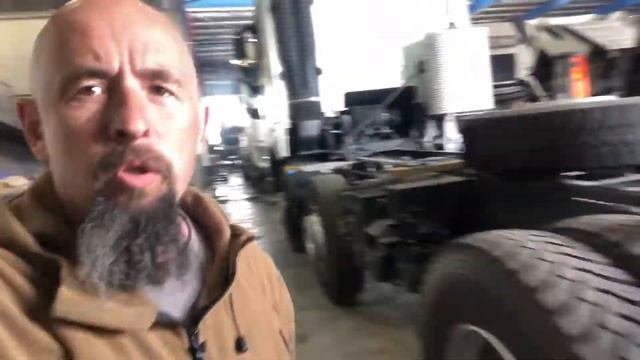 Volvo FH. Обзор от нечего делать. Походил но новым шасси и тягачам. смотреть онлайн