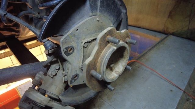 Задние дисковые тормоза для Сузуки Эскудо/ Витара смотреть онлайн